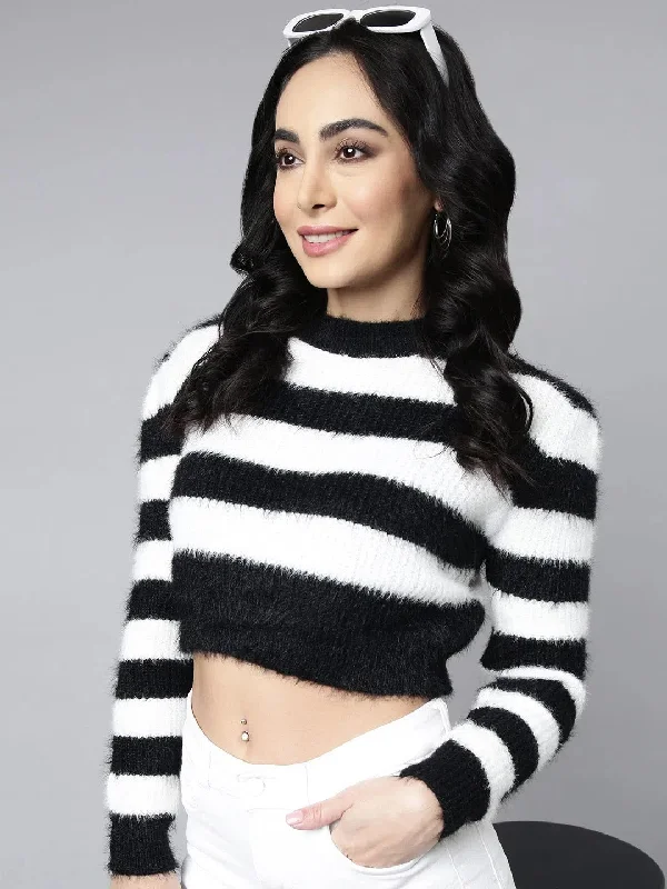 CroptoptrendWomen Black Horizontal Stripes Crop Top-CHN-9086-Black