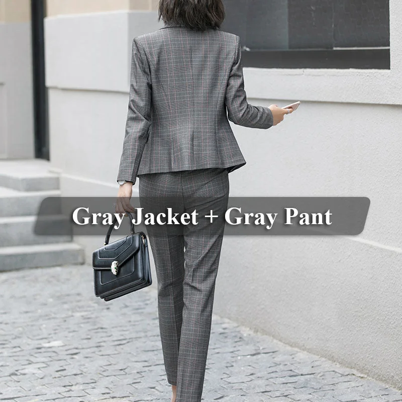 Two-piece gray set